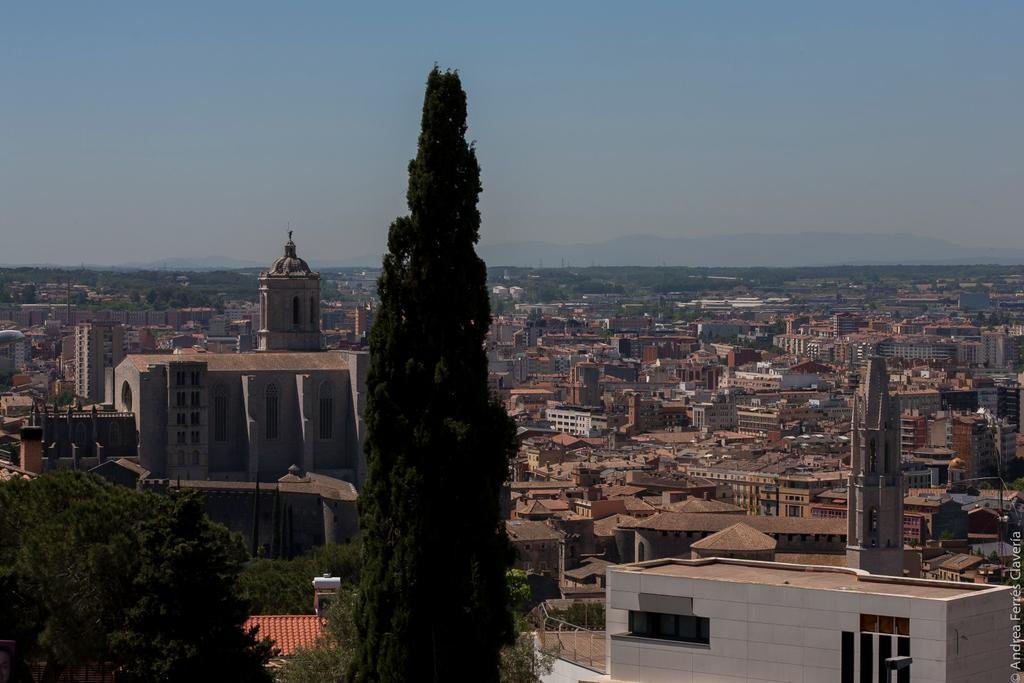 Villa Montjuic Girona ชีโรนา ภายนอก รูปภาพ